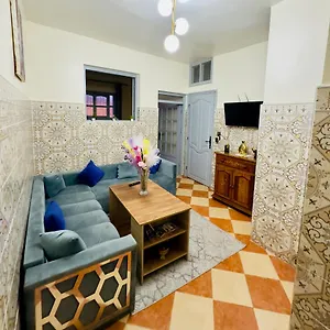 Apartment With 2 Bedrooms 